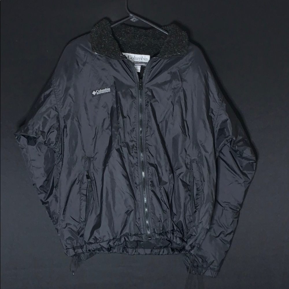 Columbia fur inside zip up jacket black Medium